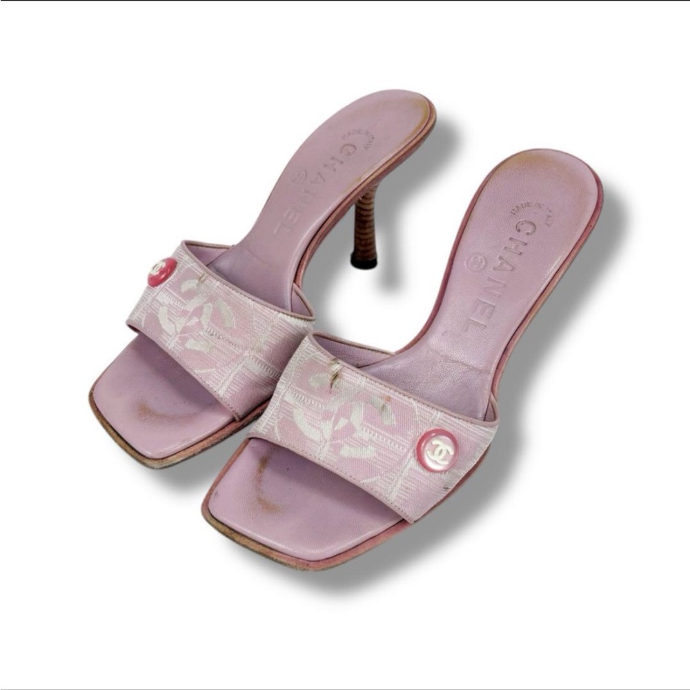 CHANEL Light Pink Heeled Mules